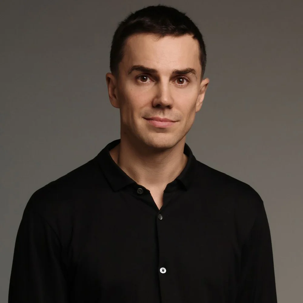Tim Janssen Headshot